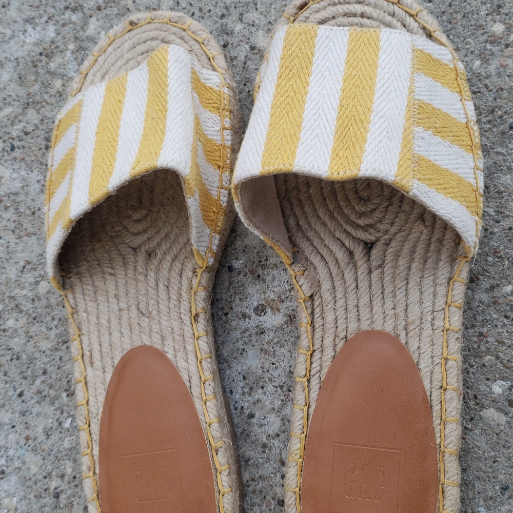 Gap Canvas Espadrille Stripes Slide Sandals Size 9 Coastal Beachy Yellow White - Picture 11 of 12